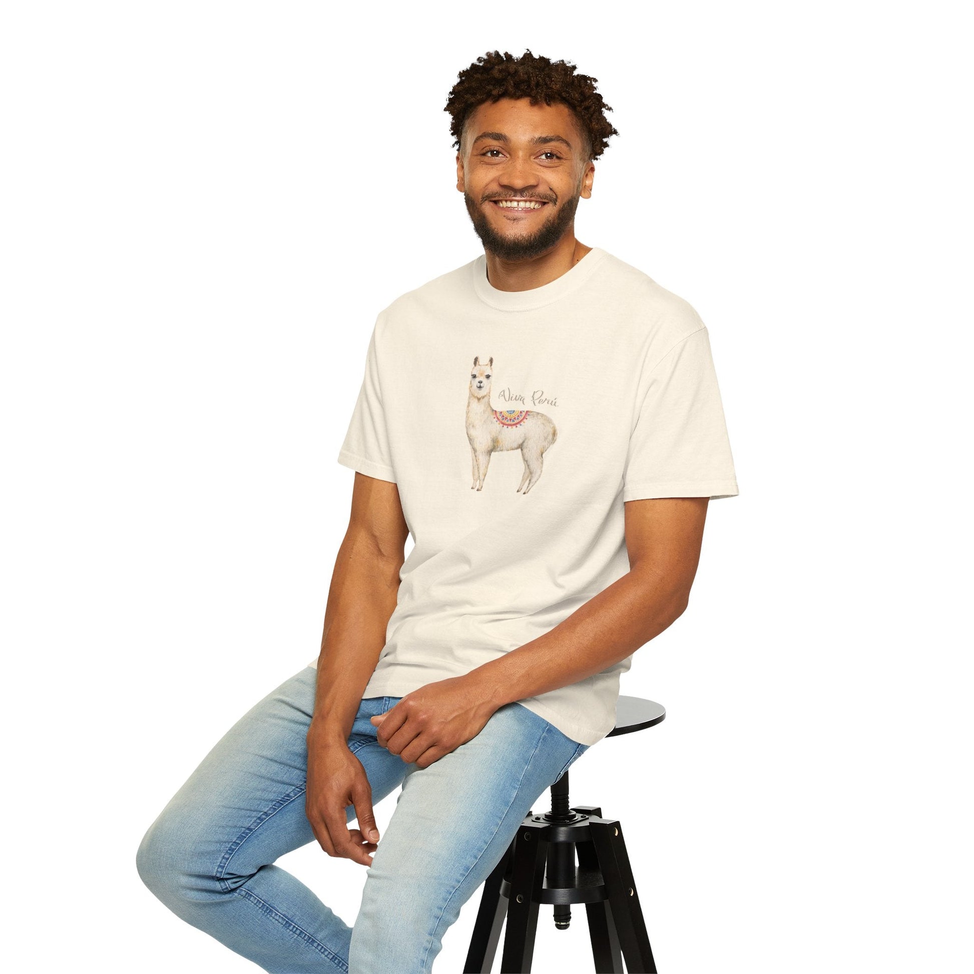 Llama Viva Peru! l Unisex Garment - Dyed T-shirt l 100% Cotton l Comfort Colors - Canapino Designs